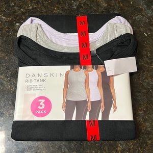 Danskin rib tank 3pack size Medium